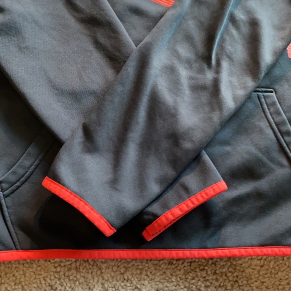 Boys YLG Under Armour ColdGear Pullover - Picture 5 of 5